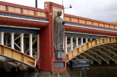 Close-up of Vauxhall Bridge with Statue